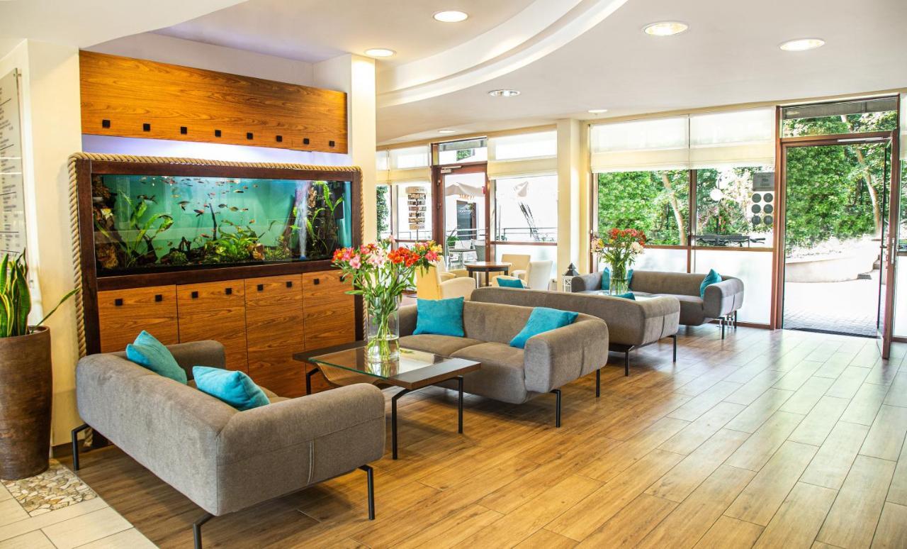 יאסטארניה Hotel Dom Zdrojowy Resort & Spa - Destigo Hotels מראה חיצוני תמונה